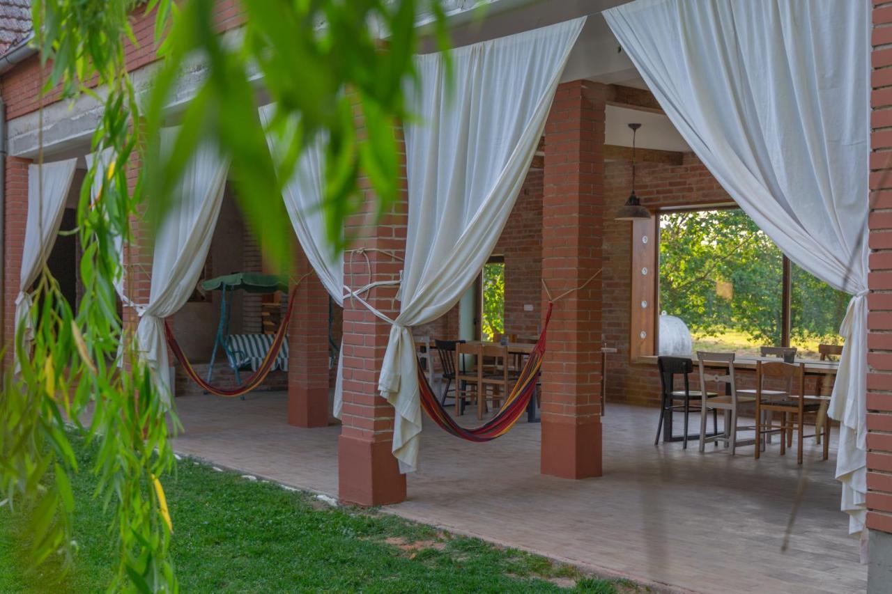 Garden Holiday Home Drenje  المظهر الخارجي الصورة