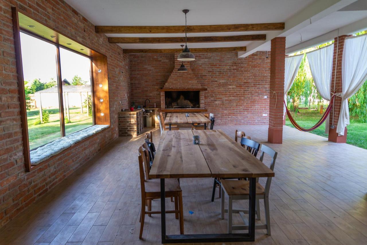 Garden Holiday Home Drenje  المظهر الخارجي الصورة