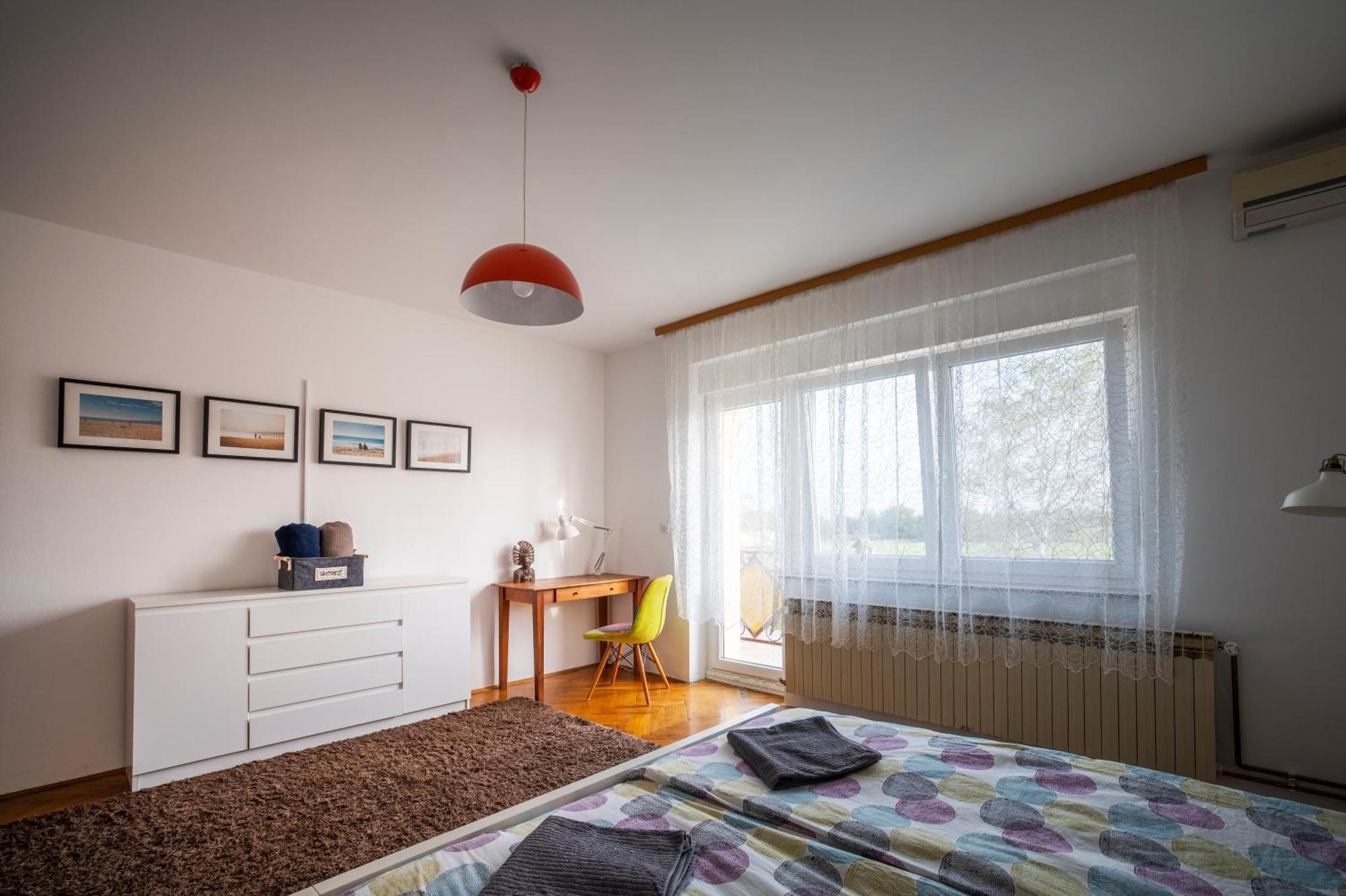 Garden Holiday Home Drenje  المظهر الخارجي الصورة